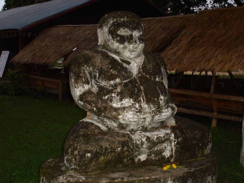Музей буддийской скульптуры в Лаосе.(фото Лимарева В.Н.) 