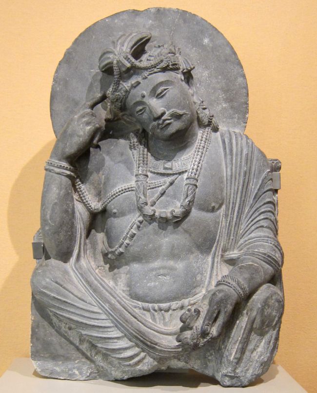 Размышляющий бодхисатта Падмапан. 2-3 в н.э. Гиндхара. Эрмитаж.   (Фото Лимарева В.Н.)